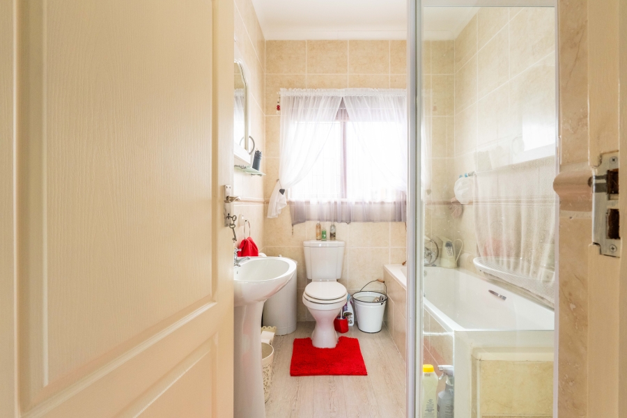 3 Bedroom Property for Sale in Island View Western Cape